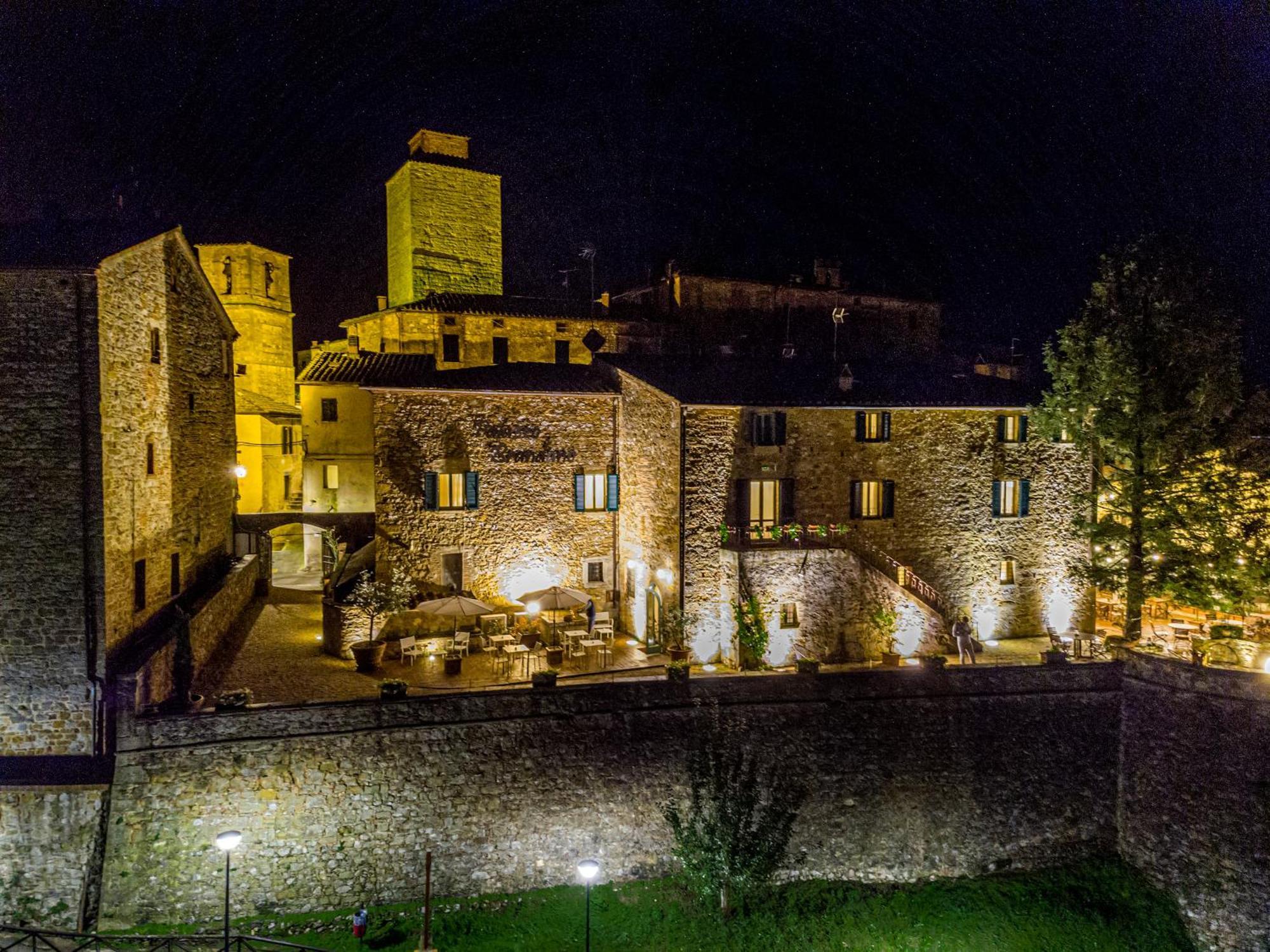 Palazzo Brandano Hotel Petroio Exterior foto